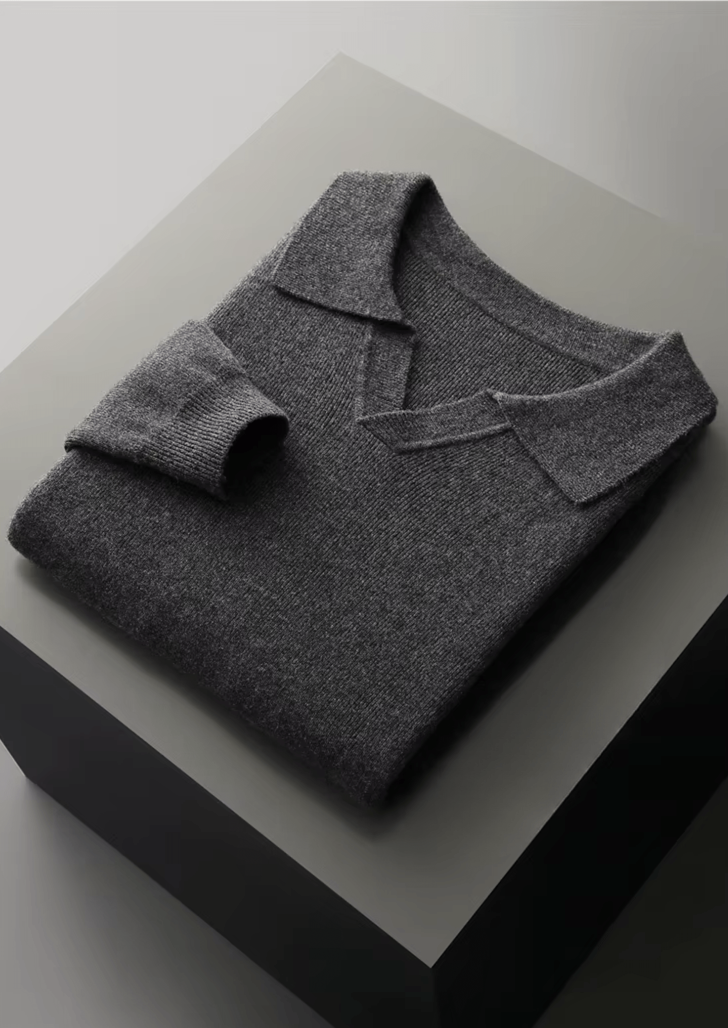WOOL RIBBED BUTTONLESS POLO