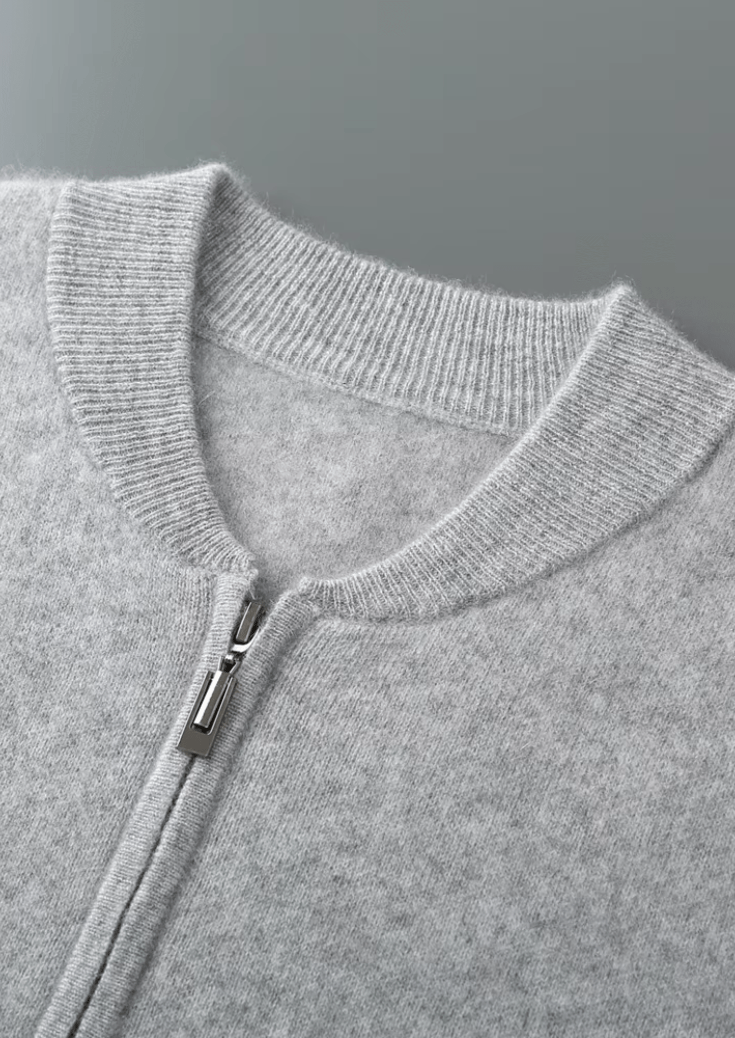 WOOL V-NECK CARDIGAN