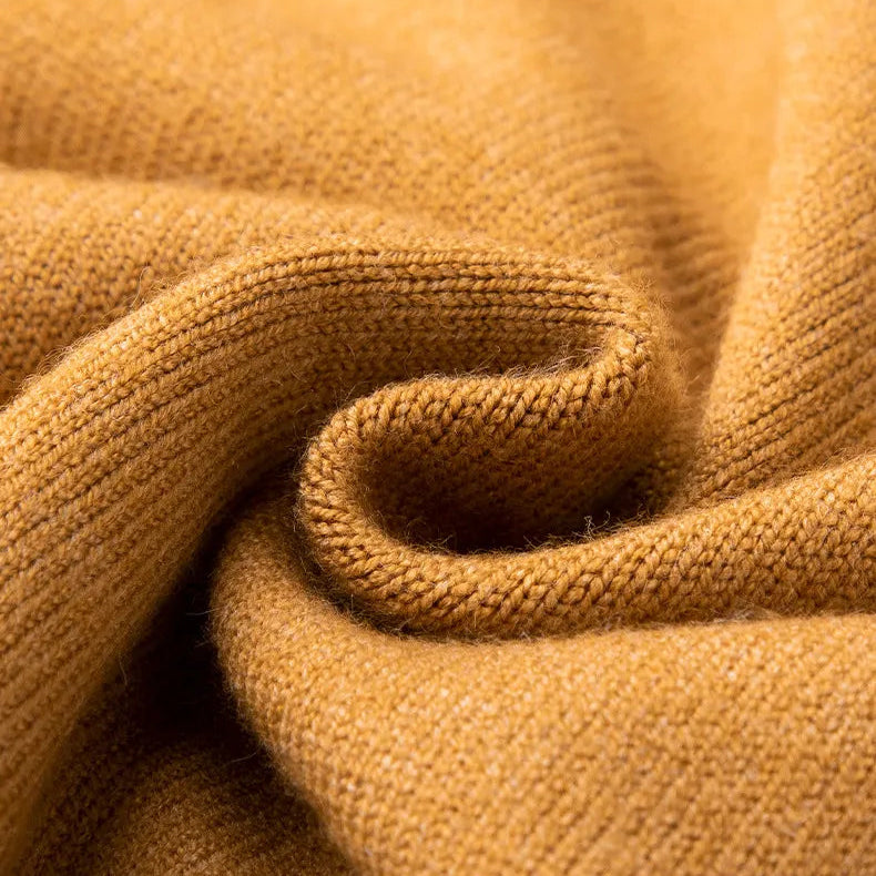Lumière Cashmere Soft V-Neck